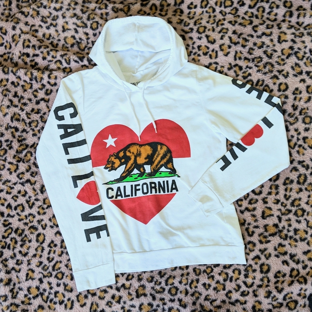 💖 ON FIRE Cali Love Hoodie
